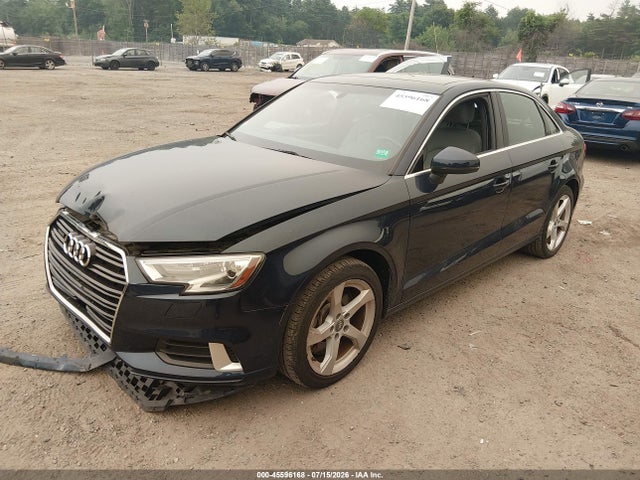 WAUBEGFF2KA117247 Audi A3 45 Premium
