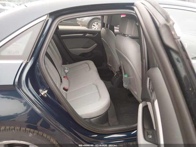 WAUBEGFF2KA117247 Audi A3 45 Premium