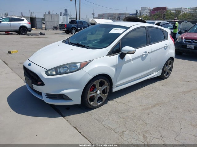 Ford FIESTA ST 2014 3FADP4GX6EM163625 Image 2