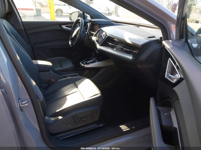 45596218 :رقم المزاد ، WA1ACBFZ7PP057708 vin ، 2023 Audi Q4 E-tron Premium 40 Rwd مزاد بيع