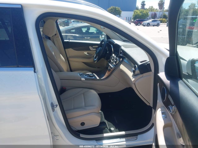 45596272 :رقم المزاد ، WDC0G4JB5K1000800 vin ، 2019 Mercedes-benz Glc 300 مزاد بيع