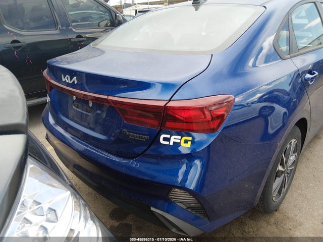 2023 Kia Forte Lxs მანქანა იყიდება აუქციონზე, vin: 3KPF24AD0PE652440, აუქციონის ნომერი: 45596315