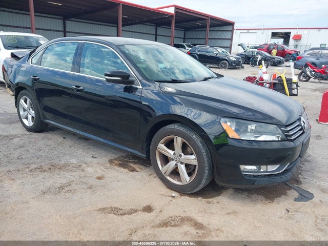 Volkswagen PASSAT S 2015 1VWAT7A35FC117395 головне зображення
