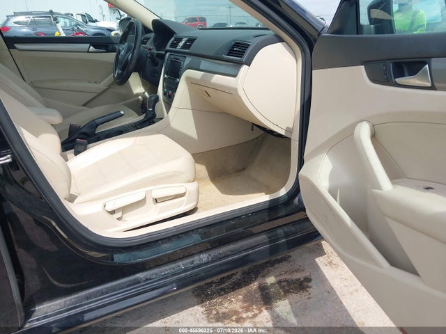 Volkswagen PASSAT S 2015 1VWAT7A35FC117395 Image 5