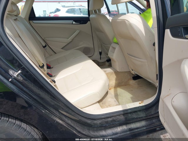 Volkswagen PASSAT S 2015 1VWAT7A35FC117395 Image 8