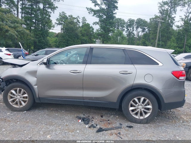 Auction sale of the 2016 Kia Sorento 2.4l L, vin: 5XYPG4A31GG147247, lot number: 45596380