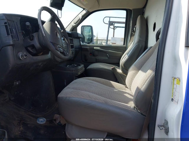 Chevrolet Express Cutaway 3500 2015 1GB0G2CG0F1274953 Image 7