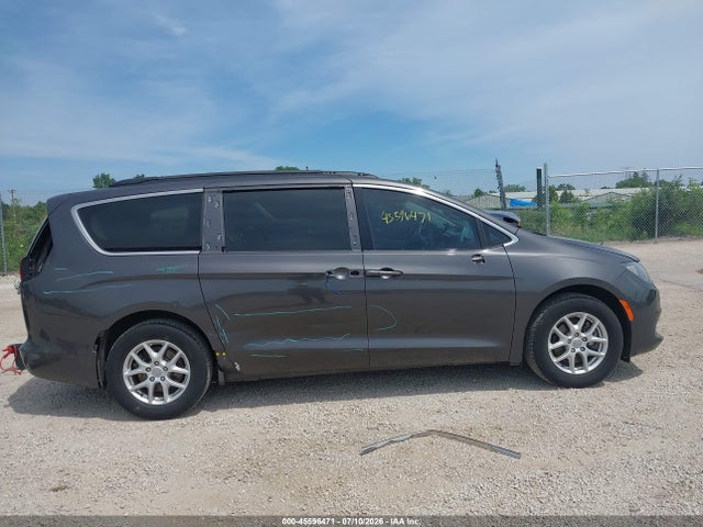 Продаж на аукціоні авто 2017 Chrysler Pacifica Touring, vin: 2C4RC1DG0HR695187, номер лоту: 45596471