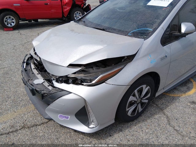 Toyota Prius Prime Plus 2019 JTDKARFP7K3108387 Image 17