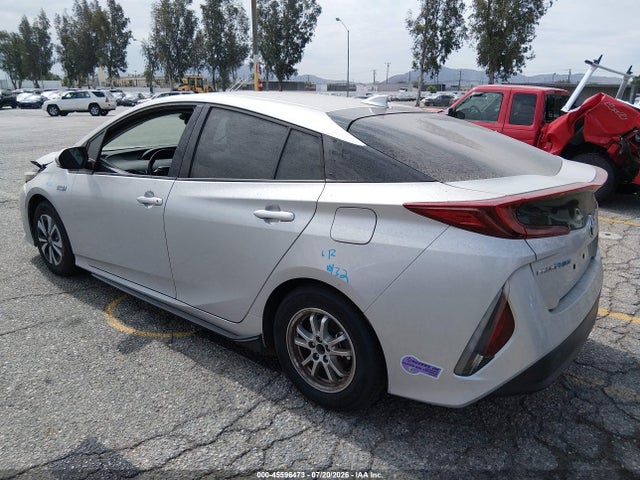 Toyota Prius Prime Plus 2019 JTDKARFP7K3108387 Image 3