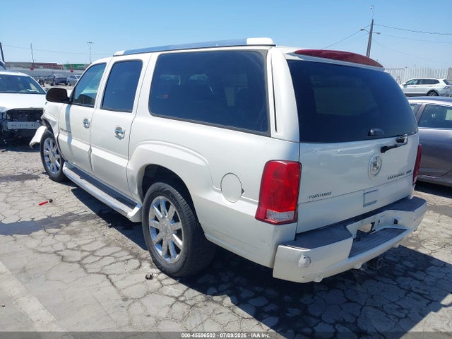 Продаж на аукціоні авто 2004 Cadillac Escalade Esv Platinum Edition, vin: 3GYFK66N34G340040, номер лоту: 45596502