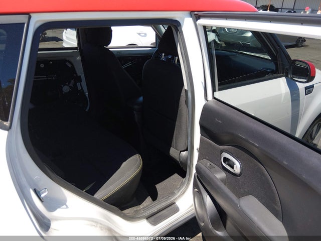 KIA SOUL + 2016 KNDJP3A5XG7318981 Image 8
