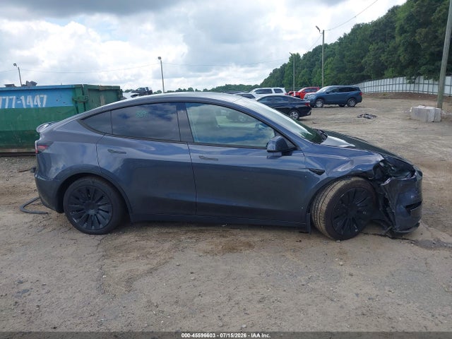 Продаж на аукціоні авто 2023 Tesla Model Y Awd/long Range Dual Motor All-wheel Drive, vin: 7SAYGDEE7PF707251, номер лоту: 45596603