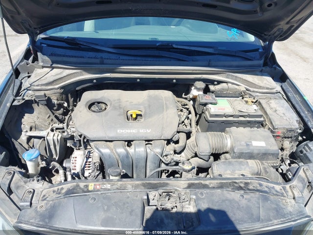 Hyundai ELANTRA SE 2017 5NPD74LF3HH153216 Image 10