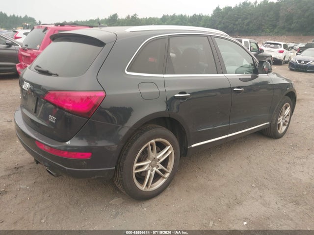 Audi Q5 2.0t Premium 2017 WA1C2AFP2HA096473 Image 4