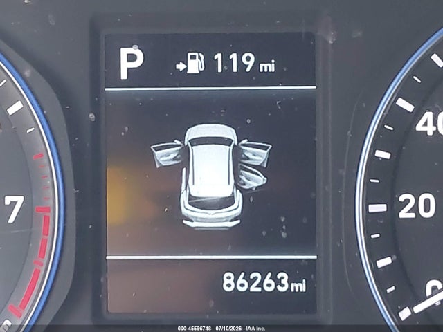 2018 Hyundai Kona Limited მანქანა იყიდება აუქციონზე, vin: KM8K33A52JU085604, აუქციონის ნომერი: 45596748