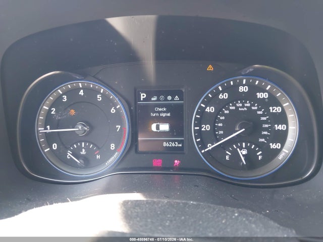 2018 Hyundai Kona Limited მანქანა იყიდება აუქციონზე, vin: KM8K33A52JU085604, აუქციონის ნომერი: 45596748
