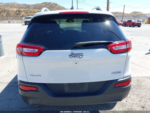 Jeep Cherokee Latitude 4x4 2018 1C4PJMCBXJD528462 Image 20
