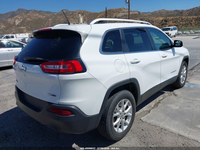 Jeep Cherokee Latitude 4x4 2018 1C4PJMCBXJD528462 Image 4