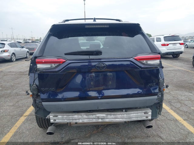 Toyota Rav4 Xle Premium 2021 2T3C1RFV5MW182071 Image 17