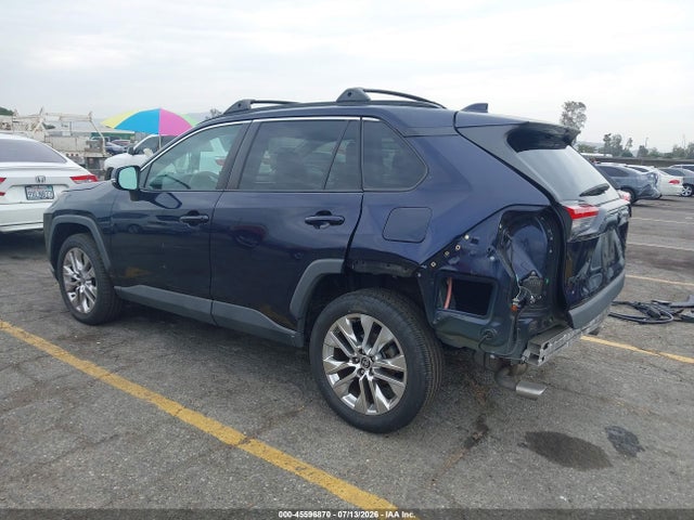 Toyota Rav4 Xle Premium 2021 2T3C1RFV5MW182071 Image 3