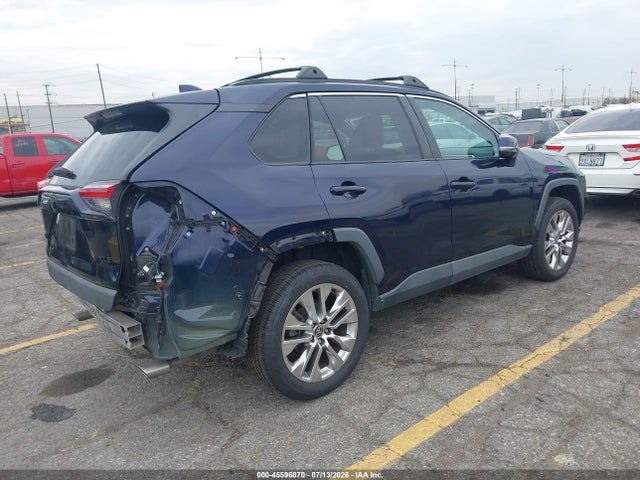 Toyota Rav4 Xle Premium 2021 2T3C1RFV5MW182071 Image 4