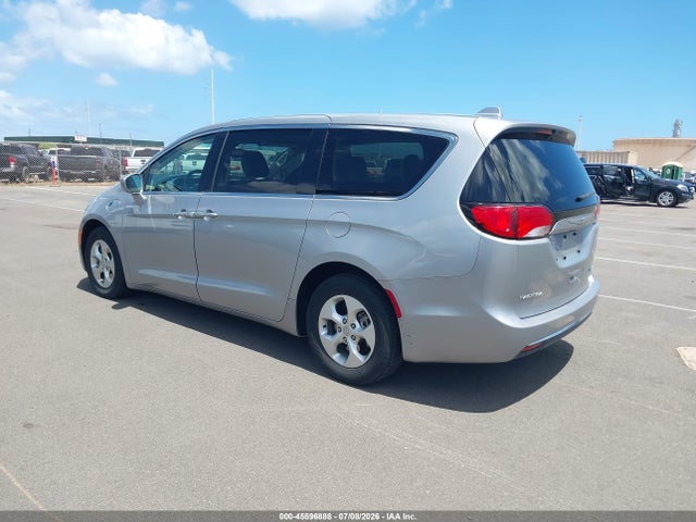 Chrysler Pacifica Hybrid Touring Plus 2017 2C4RC1H73HR837316 Image 3