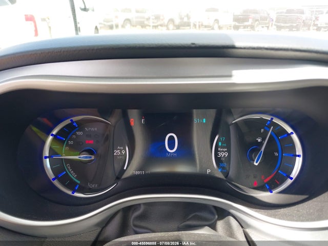 Chrysler Pacifica Hybrid Touring Plus 2017 2C4RC1H73HR837316 Image 7