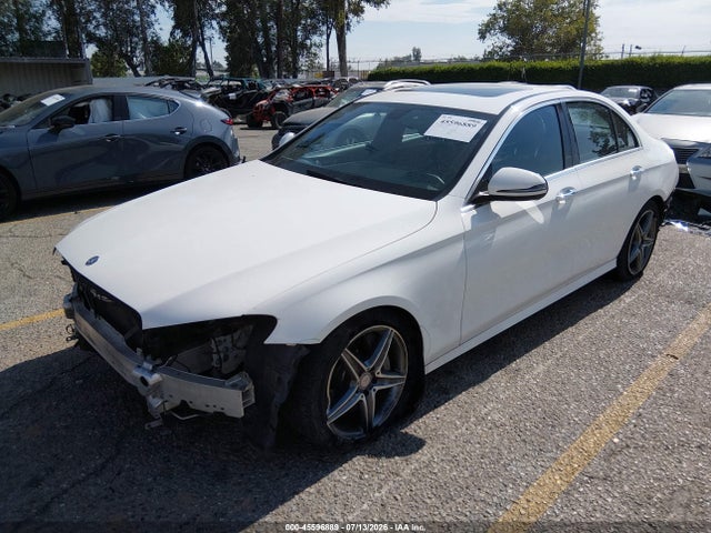 Mercedes-Benz E 300 2017 WDDZF4JB2HA088297 Image 2