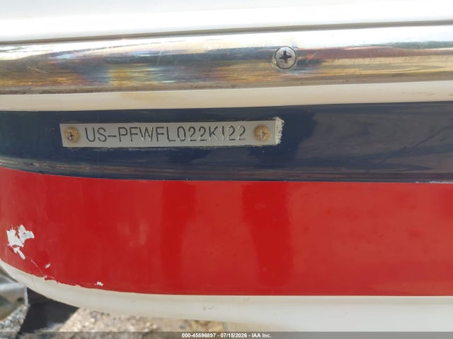 45596897 :رقم المزاد ، PFWFL022K122 vin ، 2022 Four Winns 20' مزاد بيع