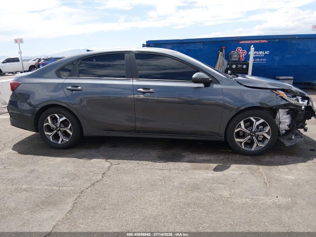 KIA Forte Lxs 2021 3KPF24AD3ME304661 Image 14