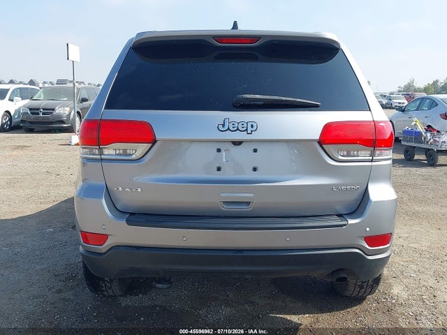 1C4RJFAG9JC381432 Jeep Grand Cherokee Laredo E 4x4