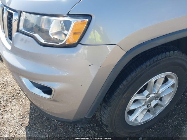 1C4RJFAG9JC381432 Jeep Grand Cherokee Laredo E 4x4