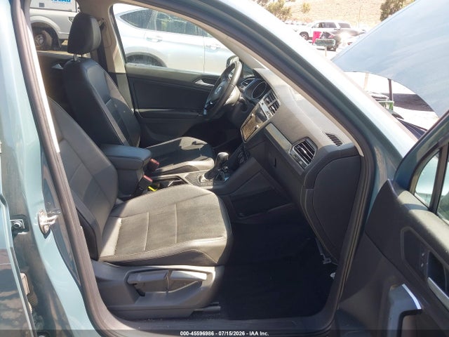 Продаж на аукціоні авто 2020 Volkswagen Tiguan 2.0t Se/2.0t Se R-line Black/2.0t Sel, vin: 3VV3B7AX9LM052855, номер лоту: 45596986