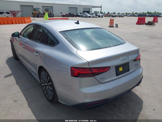 Aukcja sprzedaży 2022 Audi A5 Sportback Premium Plus 40 Tfsi Quattro S Tronic, vin: WAUCBCF54NA029222, numer aukcji: 45597029
