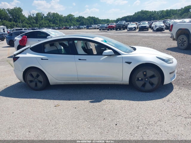 Tesla Model 3 Rear-wheel Drive 2023 5YJ3E1EA6PF465576 Image 13