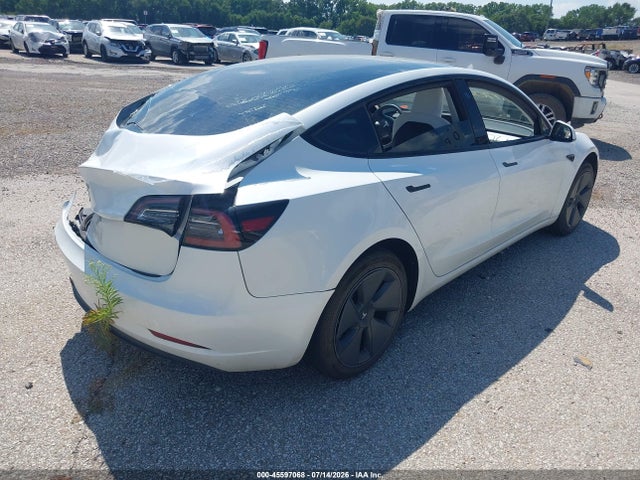 Tesla Model 3 Rear-wheel Drive 2023 5YJ3E1EA6PF465576 Image 4