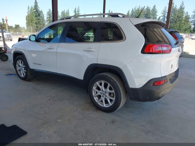 1C4PJLCB2JD563300 Jeep Cherokee Latitude Fwd