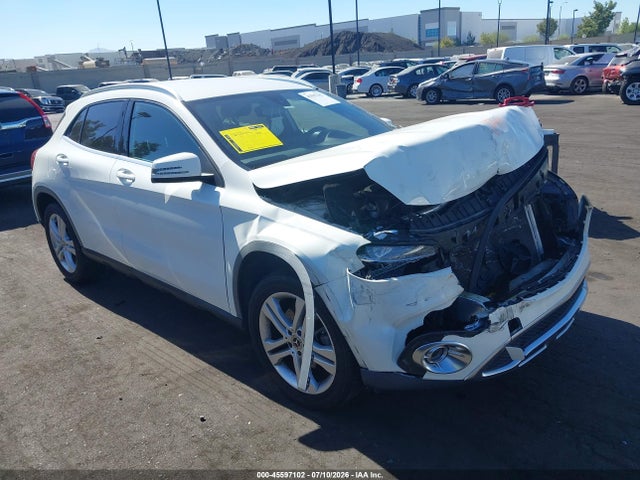 WDCTG4EB7JJ426638 Mercedes-Benz GLA 250