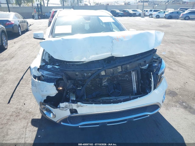 WDCTG4EB7JJ426638 Mercedes-Benz GLA 250