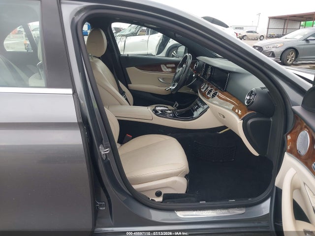 Продажа на аукционе авто 2018 Mercedes-benz E 300, vin: WDDZF4JB5JA309834, номер лота: 45597110