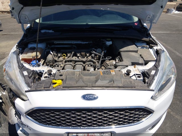 Ford FOCUS SE 2018 1FADP3K23JL295114 Image 10