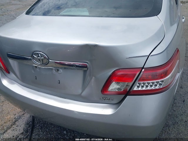 45597152 :رقم المزاد ، 4T1BK3EK1AU598765 vin ، 2010 Toyota Camry Xle V6 مزاد بيع