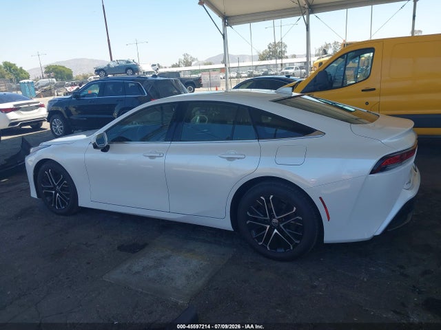 Toyota Mirai Xle 2026 JTDAAAAA9TA012337 Image 14