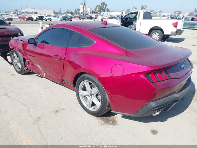 Ford Mustang Ecoboost Fastback 2026 1FA6P8TH2T5107473 Image 3