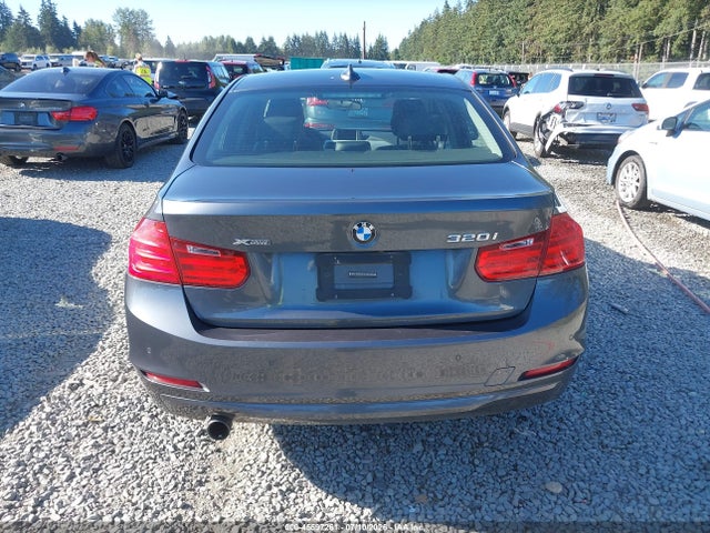 BMW 320i Xdrive 2015 WBA3C3G50FNS76145 Image 16