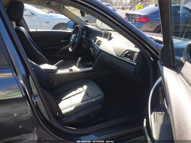 BMW 320i Xdrive 2015 WBA3C3G50FNS76145 Image 17