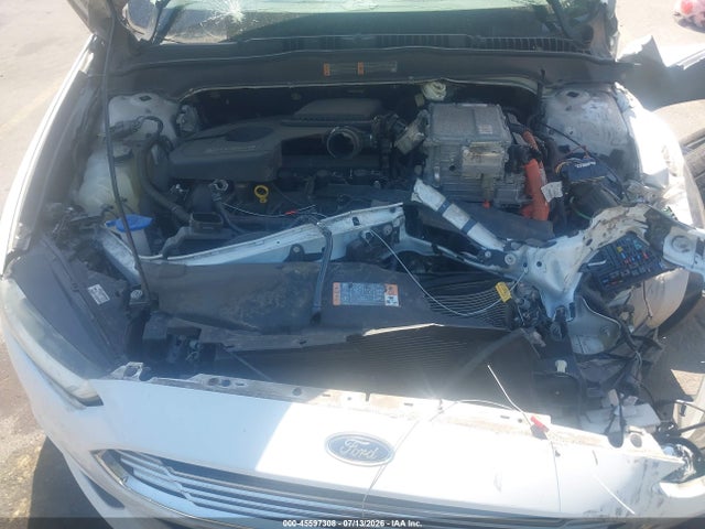 3FA6P0UU6GR317798 Ford Fusion Hybrid S