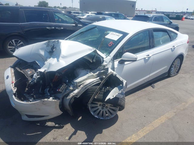 3FA6P0UU6GR317798 Ford Fusion Hybrid S