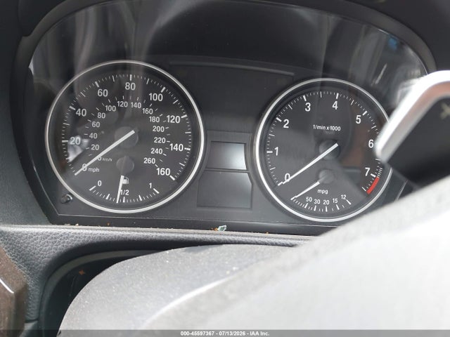 2011 Bmw 328i მანქანა იყიდება აუქციონზე, vin: WBAPH5G55BNM80741, აუქციონის ნომერი: 45597367